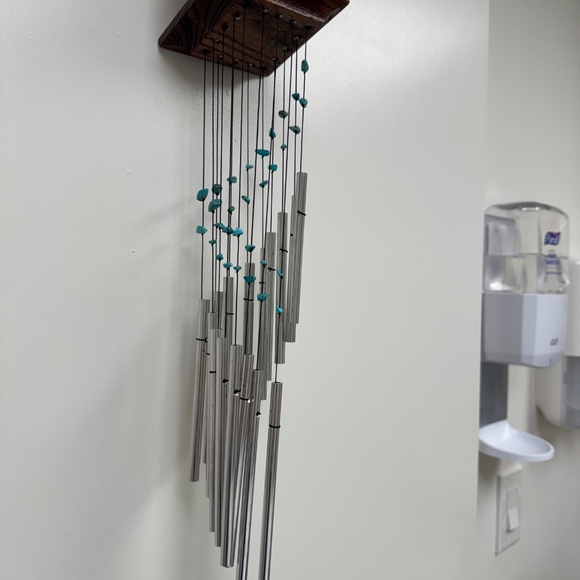 WOODSTOCK MYSTIC SPIRAL TURQUOISE Stone WIND CHIMES Wood Metal Feng Shui NIB NEW - Picture 8 of 17